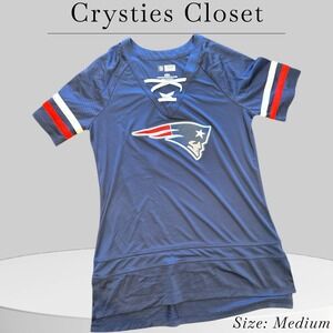 NWOT New England Patriots NFL Women's Team Draft Me Lace-Up‎ Raglan T-Shirt